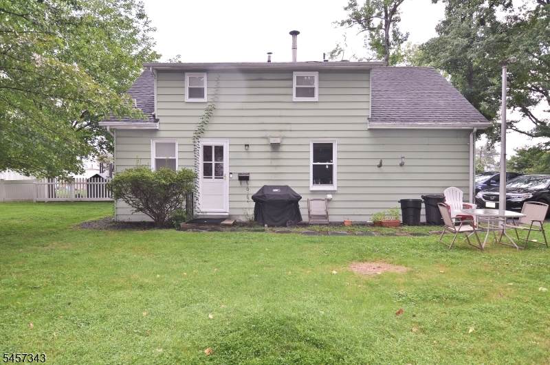 331 Center St - Photo 1