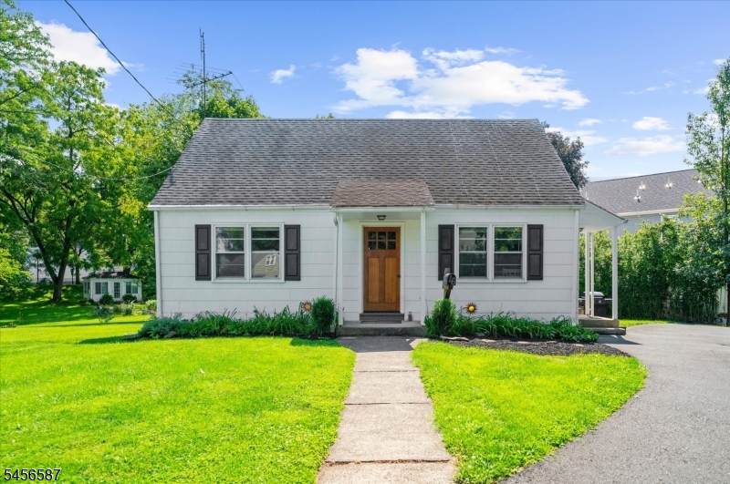 16 Abbott Ct - Photo 1