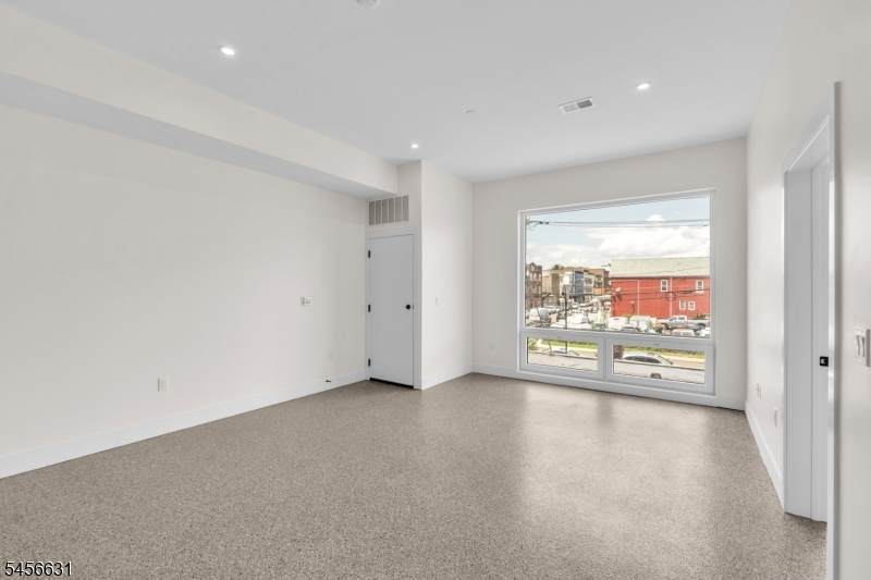 127 South Ave - Photo 1