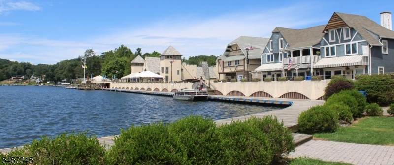 16 Springbrook Trl - Photo 1
