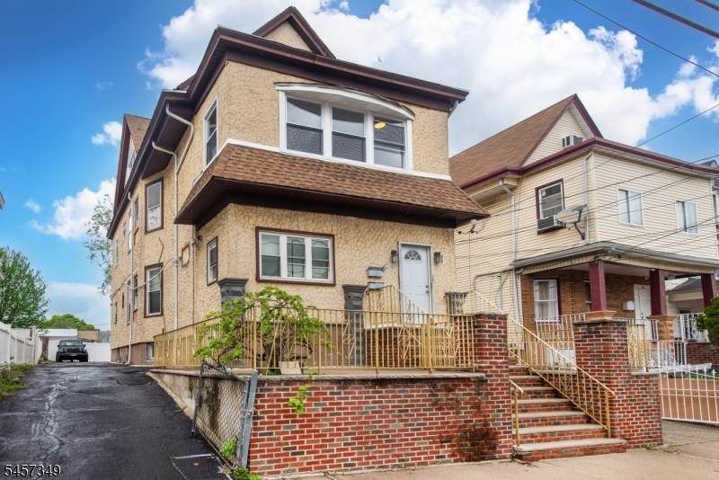 26 Prescott Ave - Photo 1