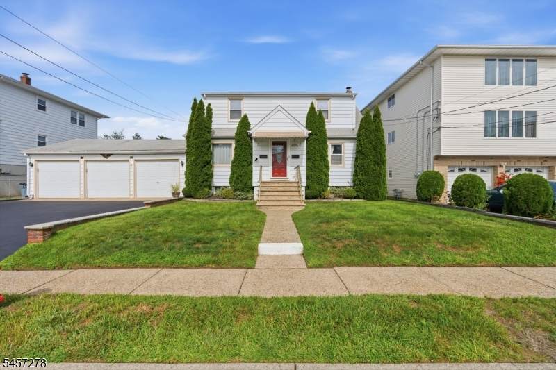 120 Campbell Ave - Photo 1