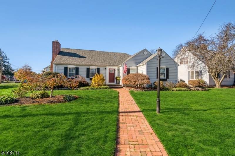 69 Vanderveer Ave - Photo 1