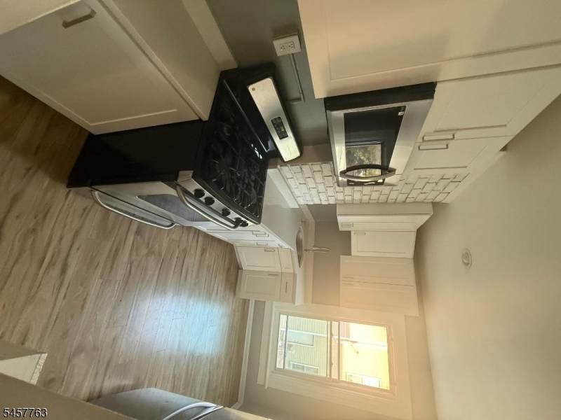 61 Lake St - Photo 1