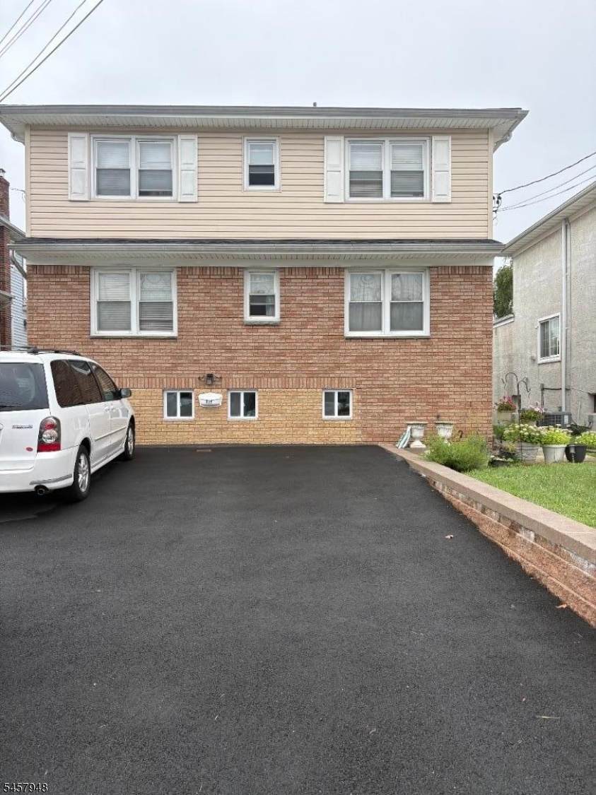 839 Riverside Ave - Photo 1