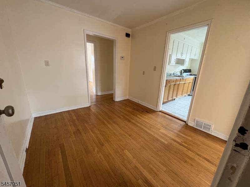 138 Midland Pl - Photo 1
