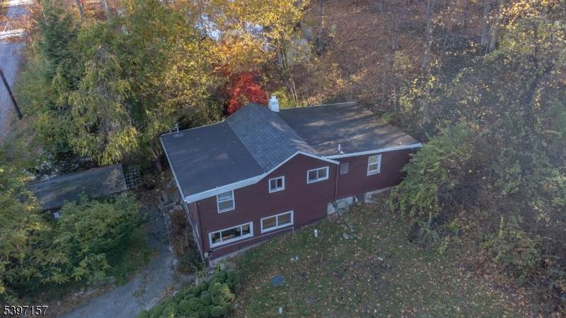 18 Decker Pond Rd - Photo 1