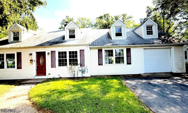 5 Brookside Ave - Photo 1