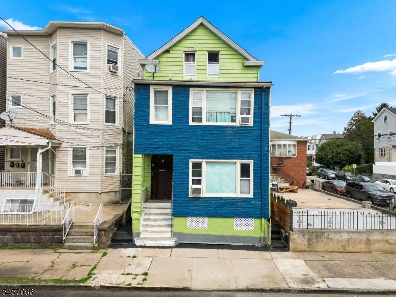 44 Paterson Ave - Photo 1