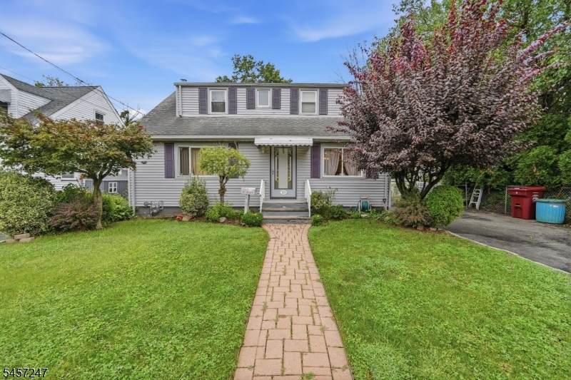 10 Glendale St - Photo 1