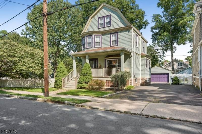 46 N Hillside Ave - Photo 1
