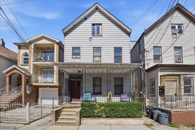 70 4Th St - Photo 1