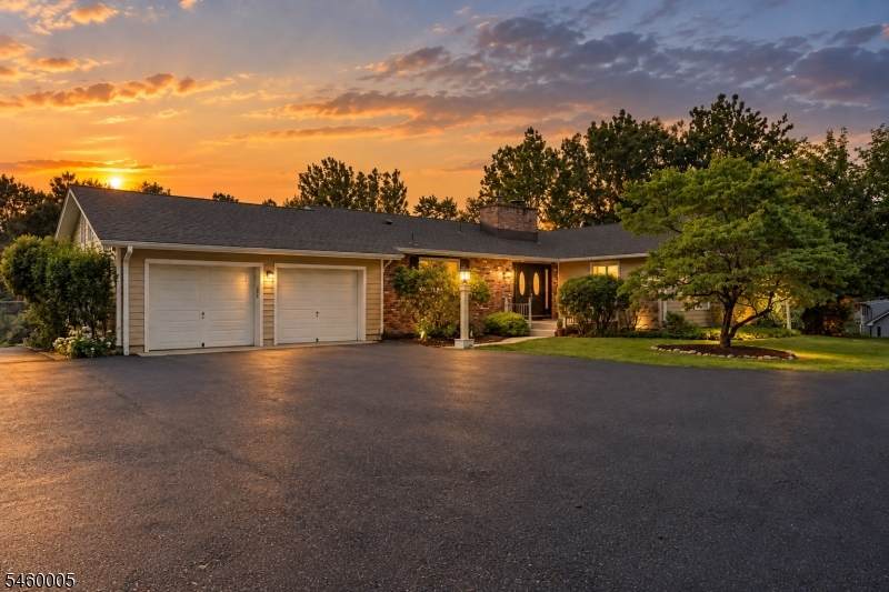 135 W Mountain Rd - Photo 1