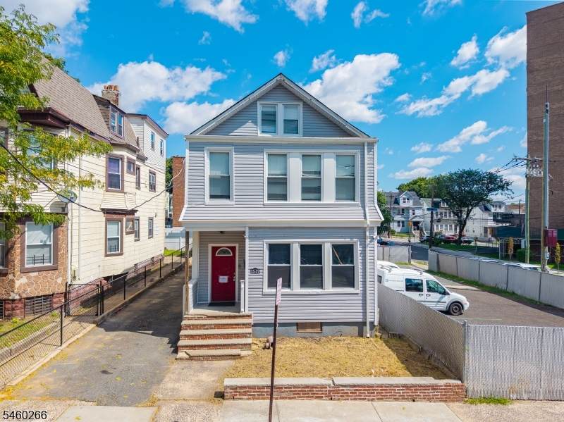 35 Irving Ave - Photo 1