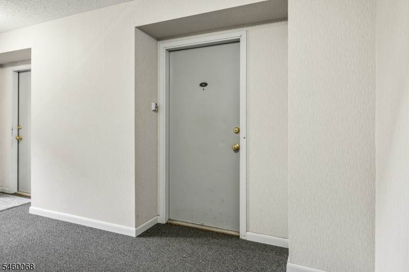 https://bt-photos.global.ssl.fastly.net/gsmls/orig_boomver_1_4052473-2.jpg
