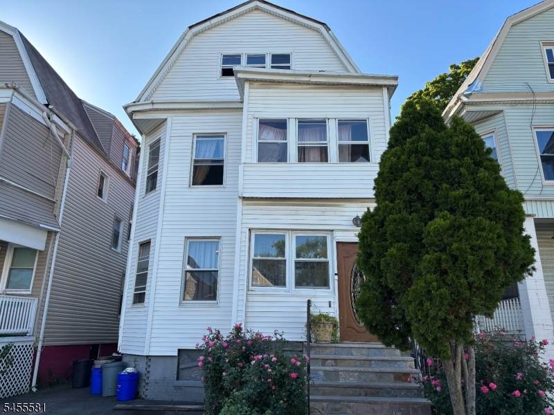 93 Steuben St - Photo 1