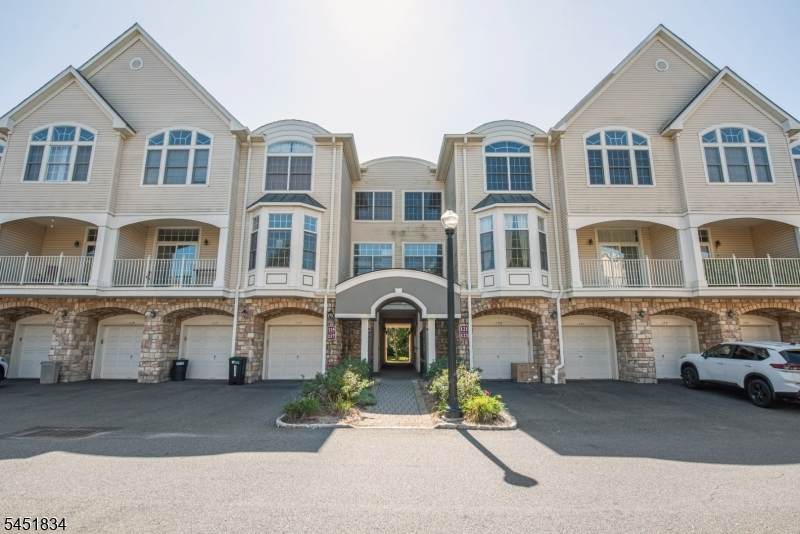 121 Turlington Ct - Photo 1