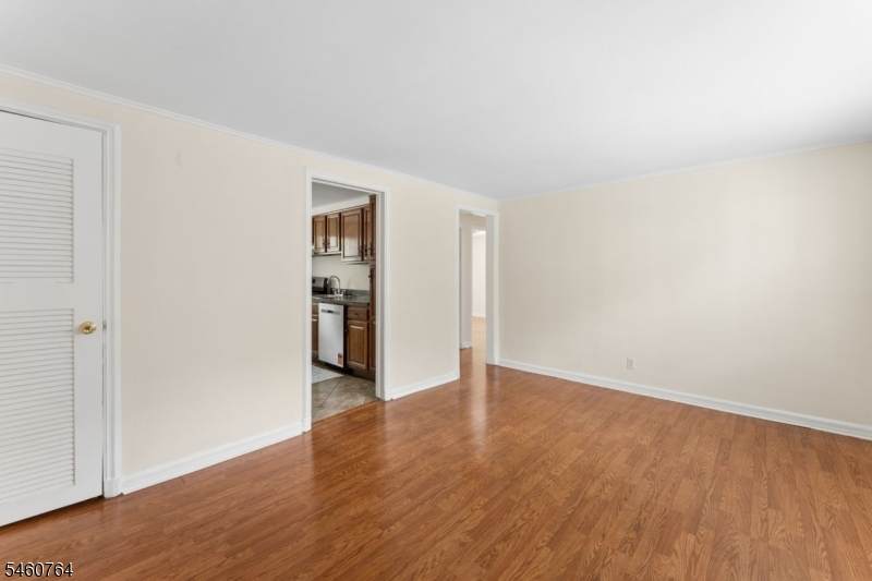 418 Lincoln Park - Photo 1