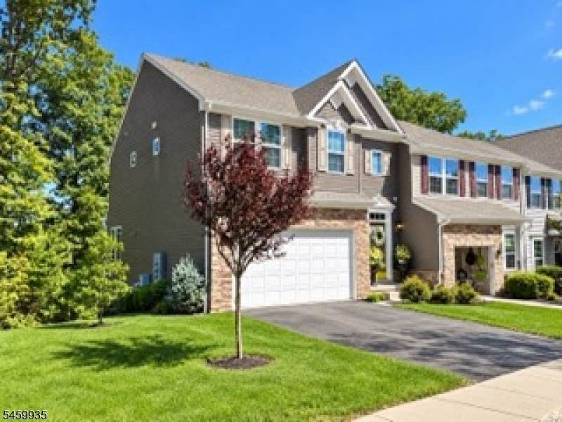 3 Woodland Way - Photo 1