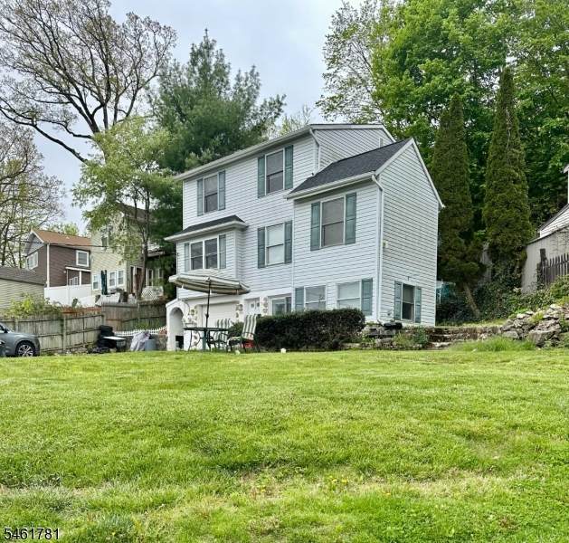 100 Shore Rd - Photo 1