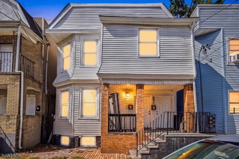 491 S 17Th St - Photo 1