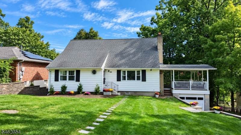 186 Macdonald Dr - Photo 1