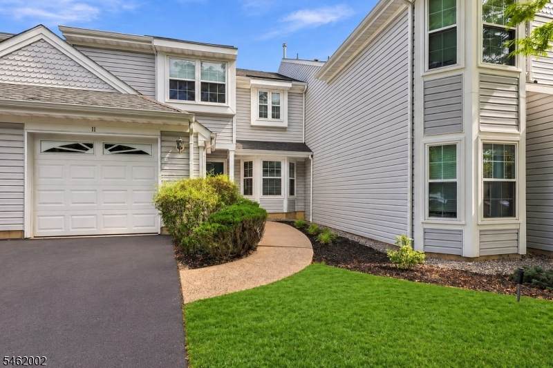 11 Vreeland Ct - Photo 1
