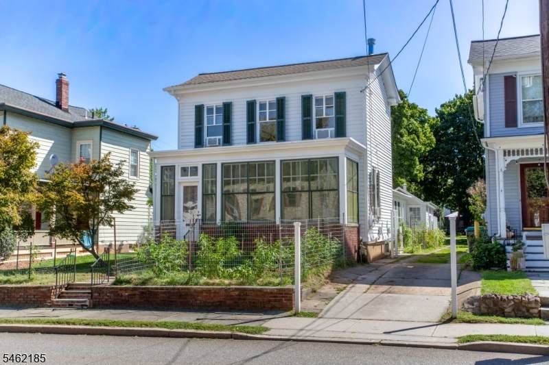 31 E Main St - Photo 1