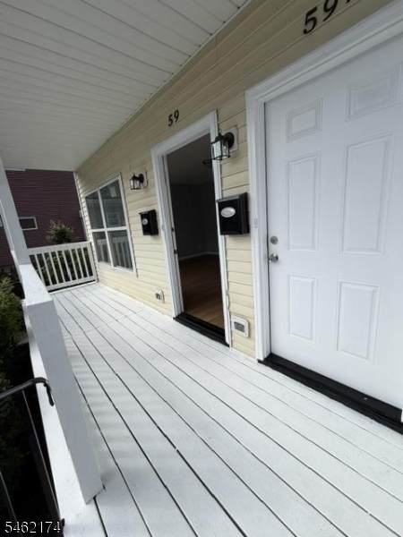 https://bt-photos.global.ssl.fastly.net/gsmls/orig_boomver_1_4054128-2.jpg