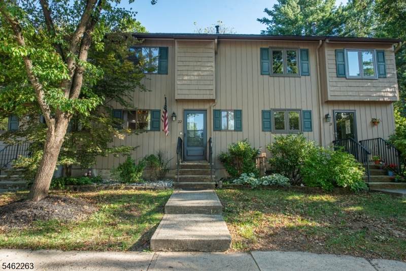 22 Indian Spring Ln - Photo 1