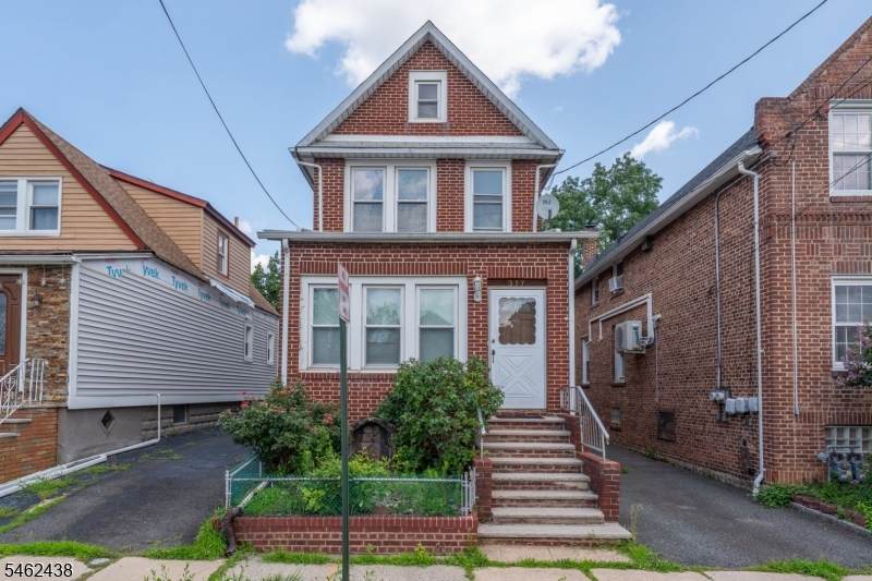 317 Mitchell Ave - Photo 1