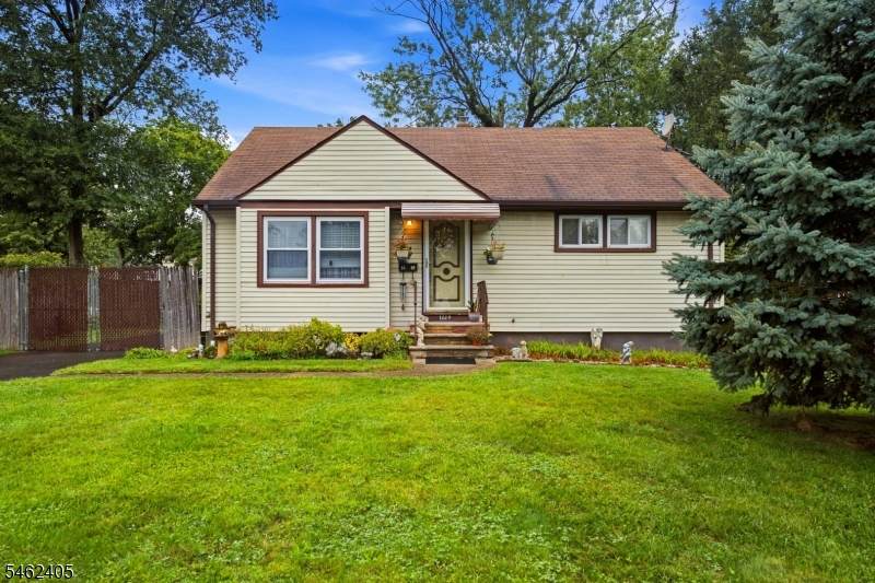 1449 Frances Ln - Photo 1