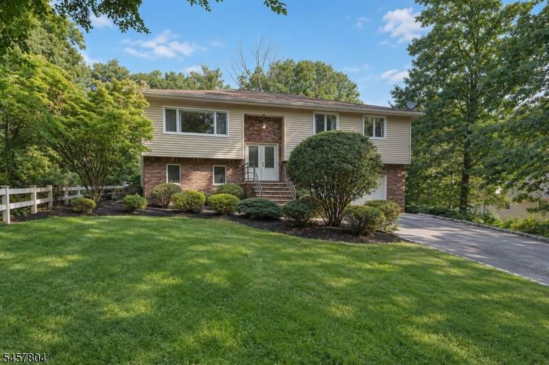 19 Pepper Rd - Photo 1