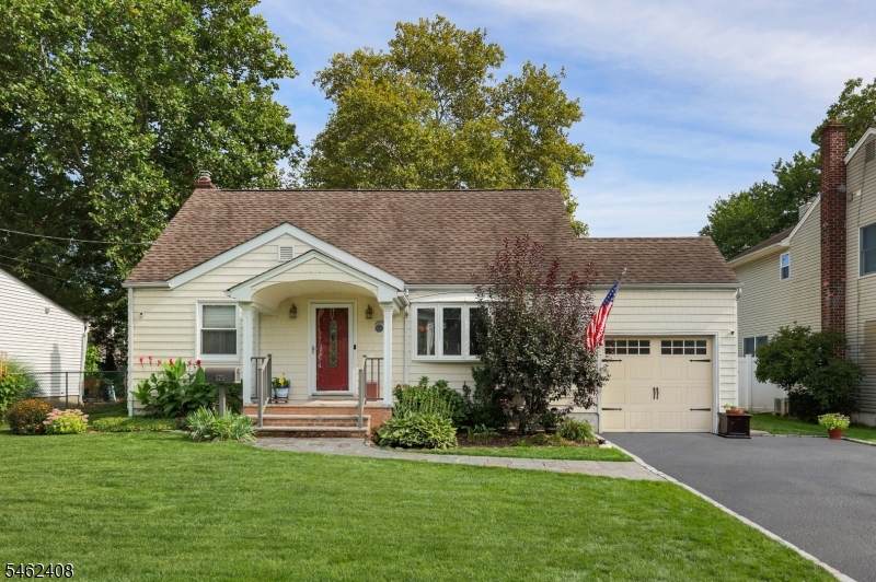 525 Princeton Rd - Photo 1