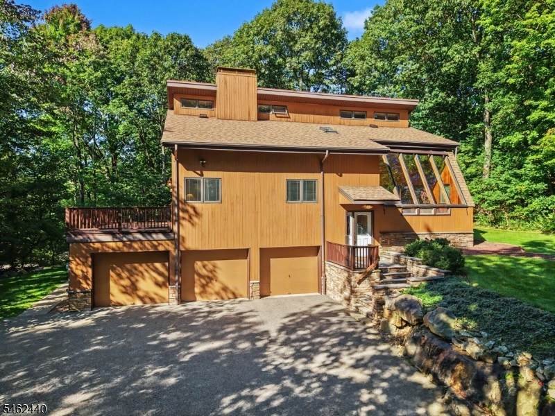 5 Allen Dr - Photo 1