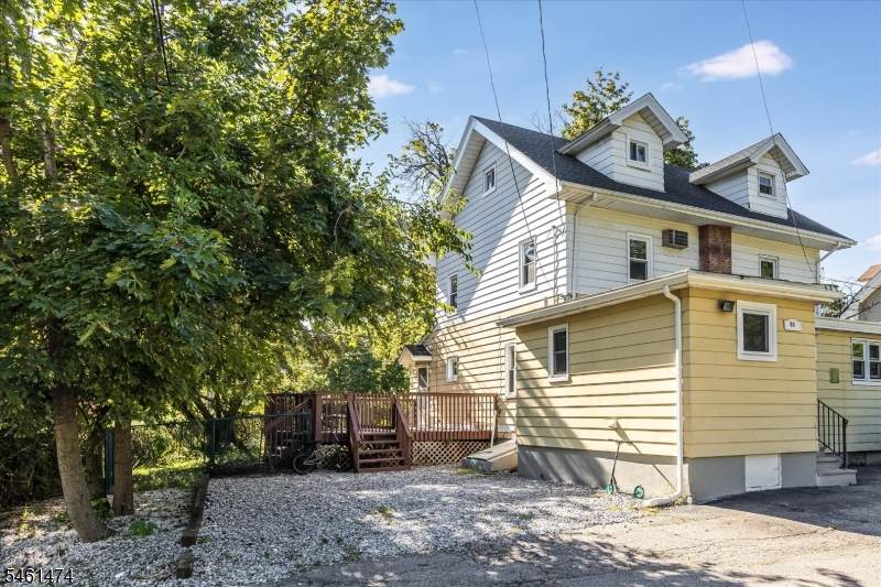 51 Ringwood Ave - Photo 1