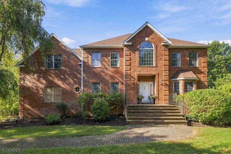 20 Crestview Ln - Photo 1