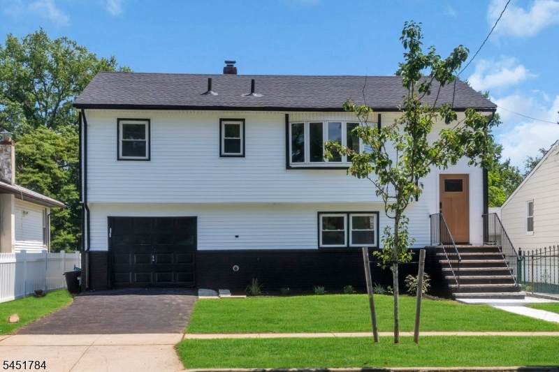 1307 Stockton St - Photo 1