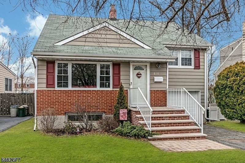 610 Myrtle Ave - Photo 1