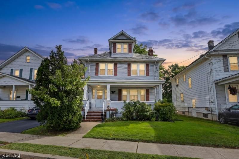 11 Elmer St - Photo 1