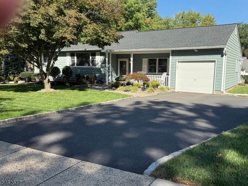 430 Hillside Ave - Photo 1