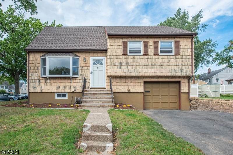 115 Beverly Rd - Photo 1