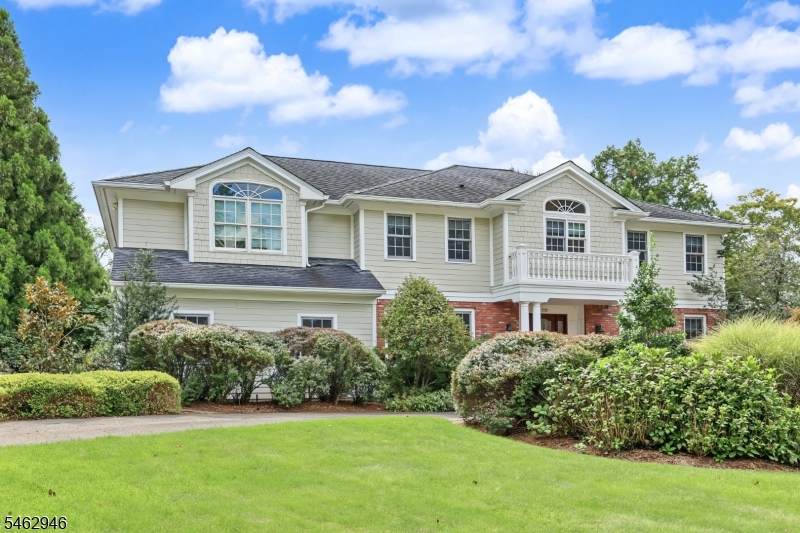 359 Lakeview Dr - Photo 1