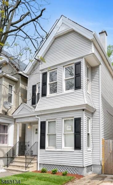 142 Steuben - Photo 1