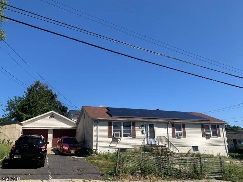 313 Stuyvesant Ave - Photo 1