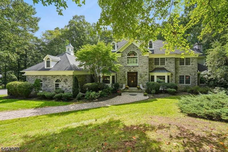 12 Cobblefield Dr - Photo 1