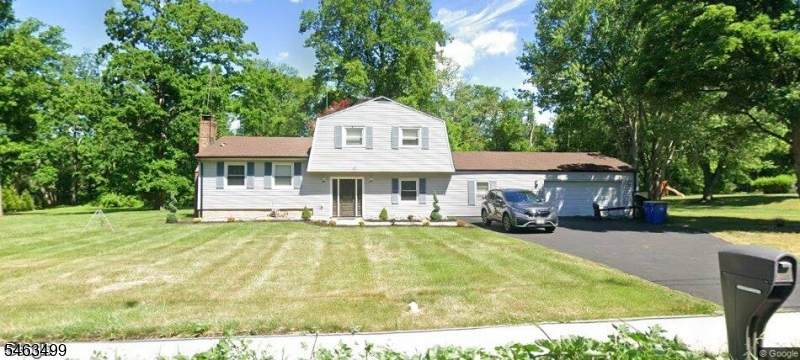 67 Queen Anne Dr - Photo 1