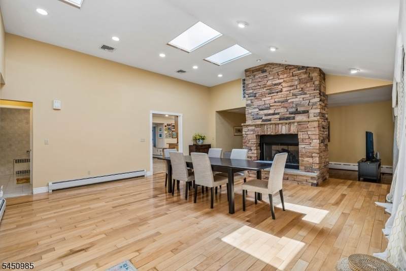 186 Laauwe Ave - Photo 1