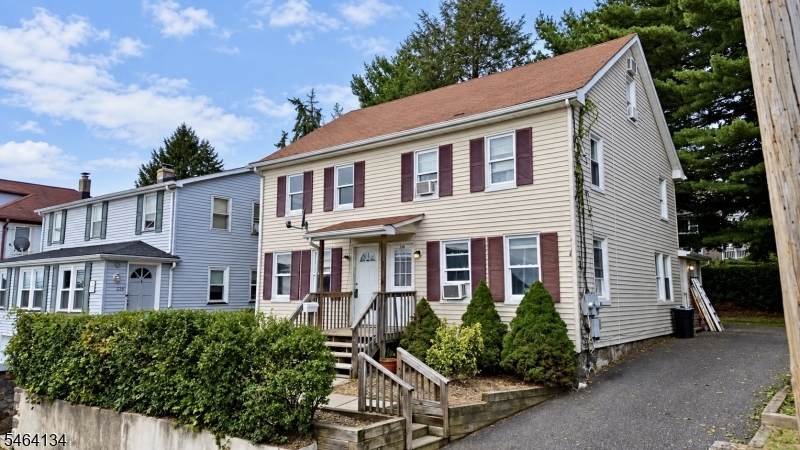 218 Liberty St - Photo 1