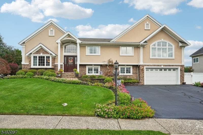 22 Allen Dr - Photo 1